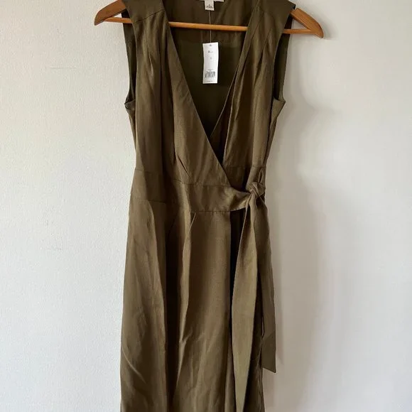 banana republic green wrap dress Safari Wrap Dress – Myrtle